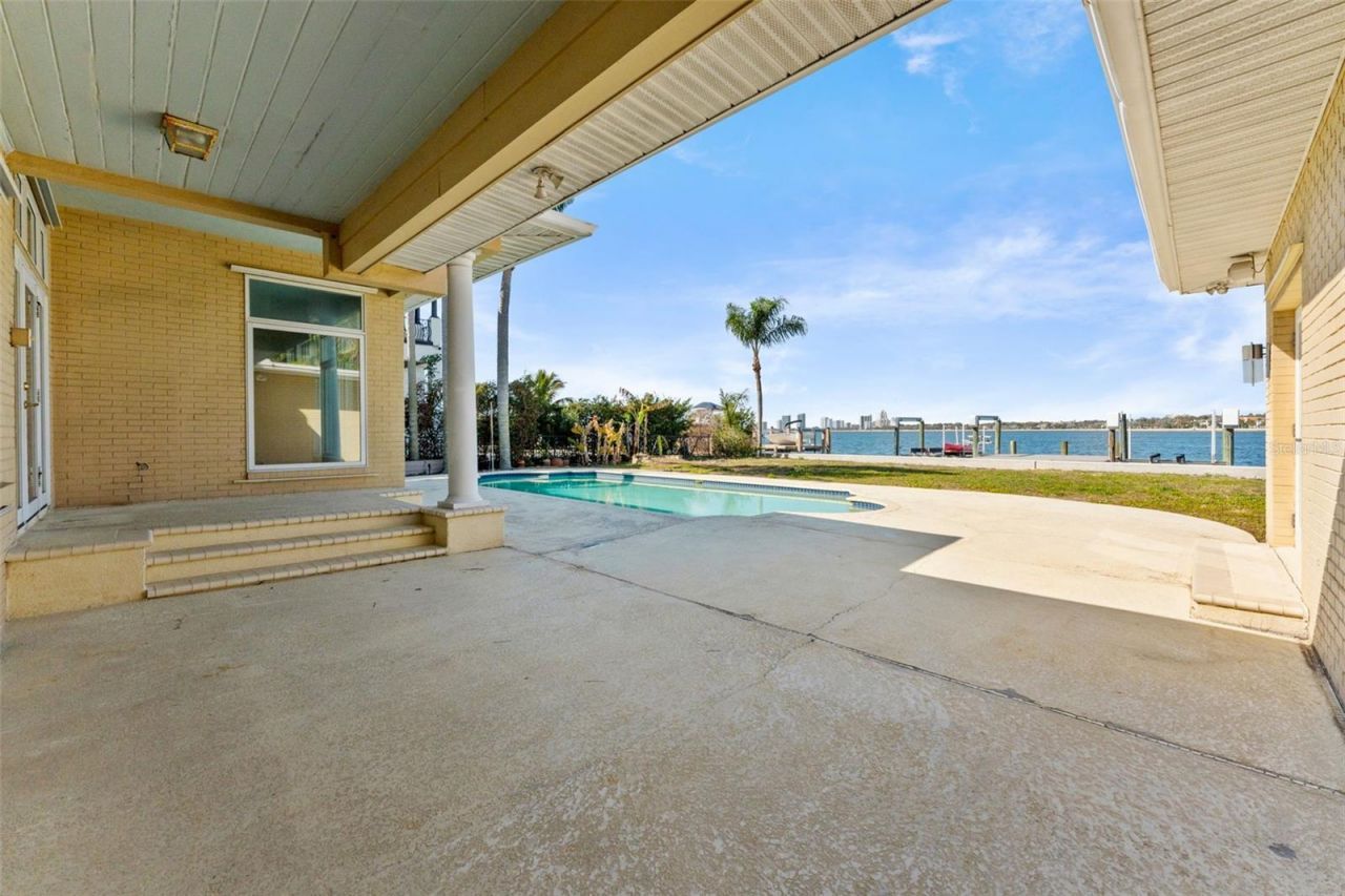 62 Adalia Avenue, Tampa, FL 33606 Photo