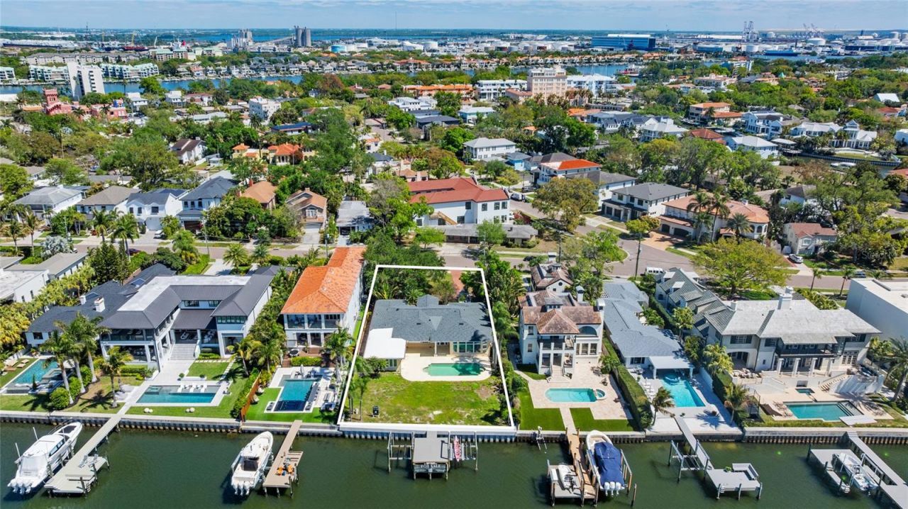 62 Adalia Avenue, Tampa, FL 33606 Photo