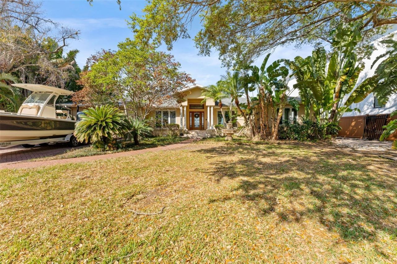 62 Adalia Avenue, Tampa, FL 33606 Photo