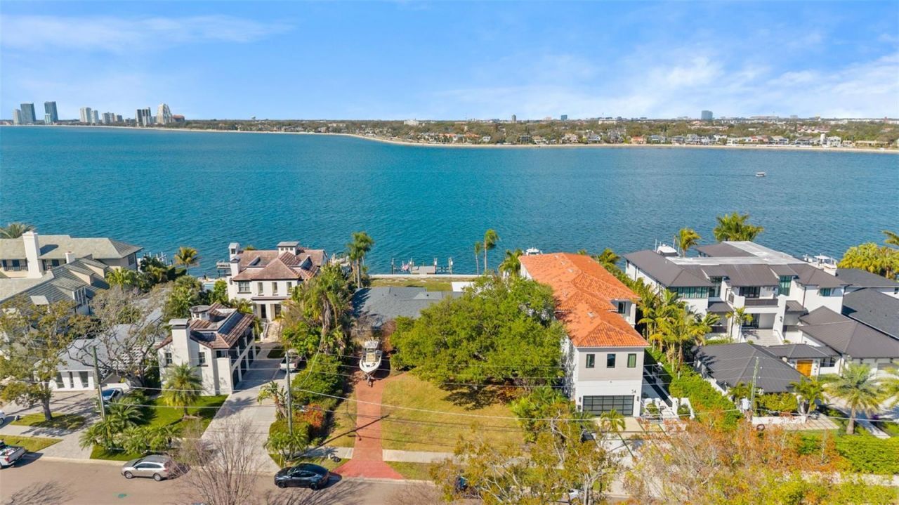 62 Adalia Avenue, Tampa, FL 33606 Photo