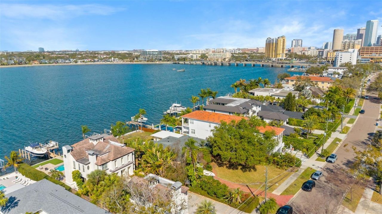 62 Adalia Avenue, Tampa, FL 33606 Photo