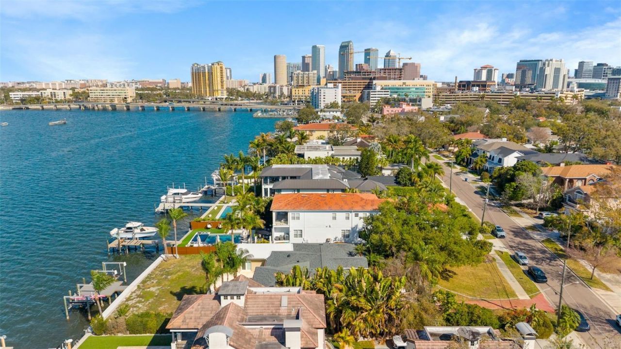 62 Adalia Avenue, Tampa, FL 33606 Photo