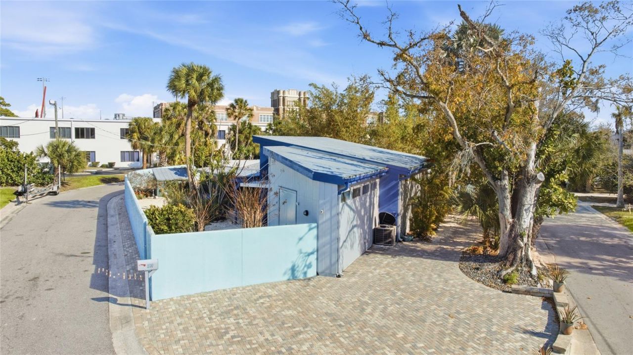 1939 High Point Drive, Sarasota, FL 34236 Photo