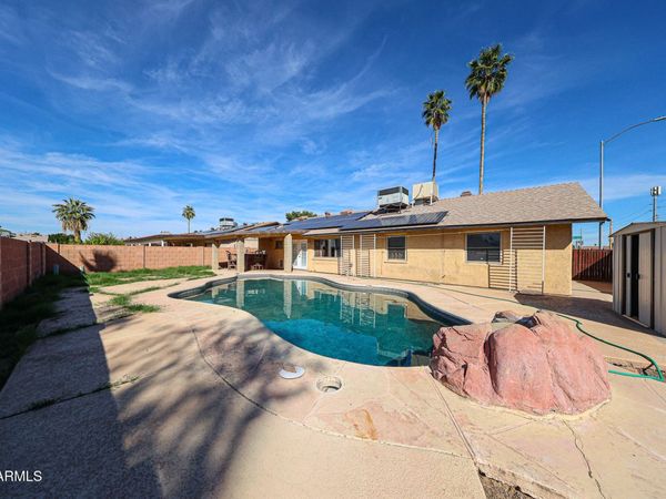 15402 N 56TH Avenue, Glendale, AZ 85306