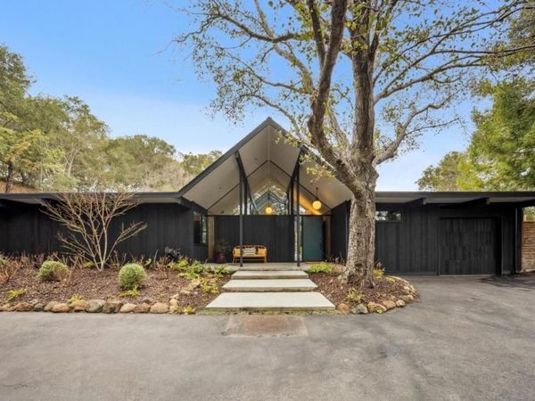 3136 Alexis Drive, Palo Alto, CA 94304