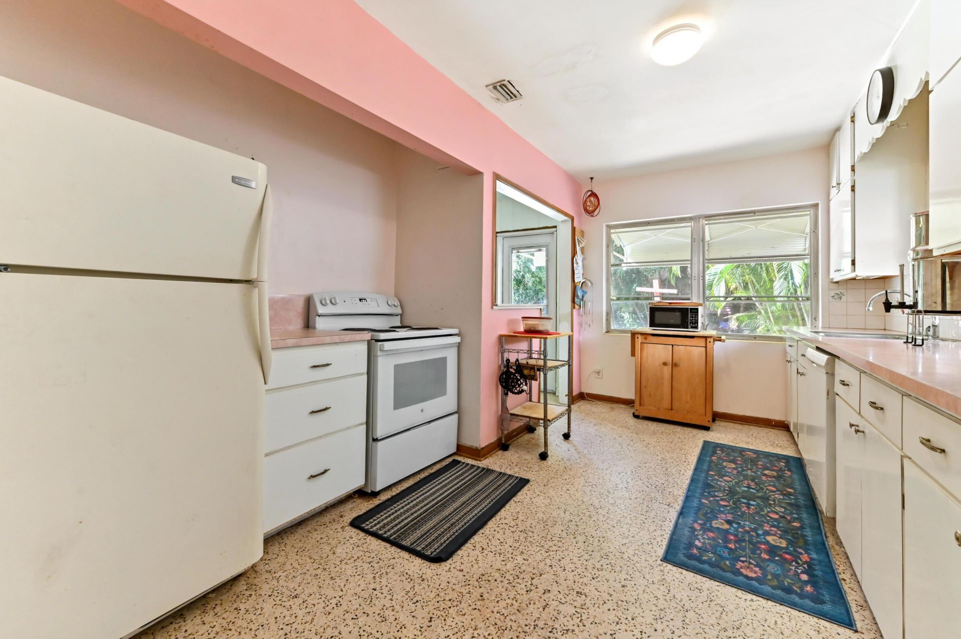 411 N Lakeside Drive, Lake Worth Beach, FL 33460 Photo