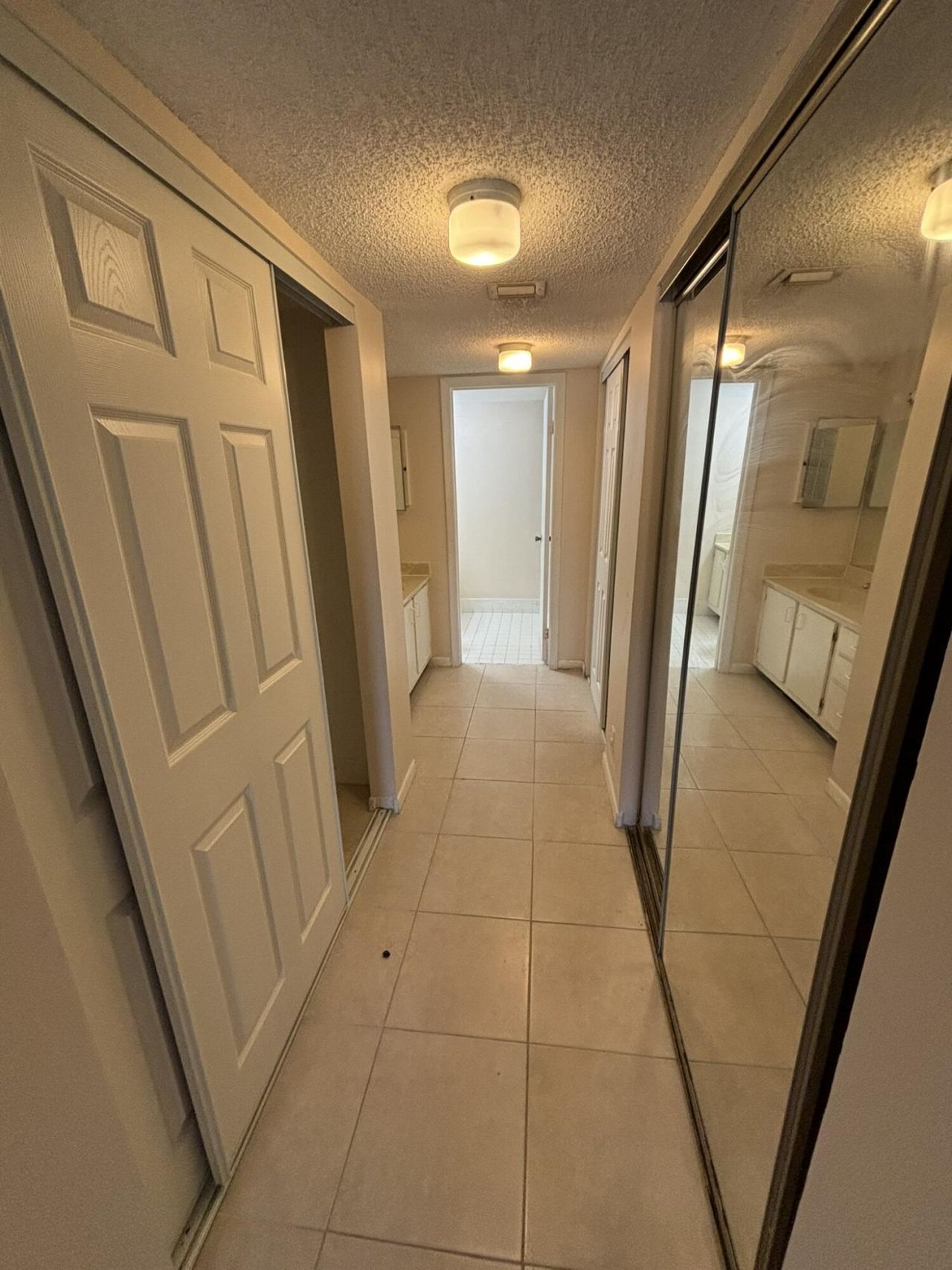 9833 Westview Drive, Unit 822, Coral Springs, FL 33076 Photo