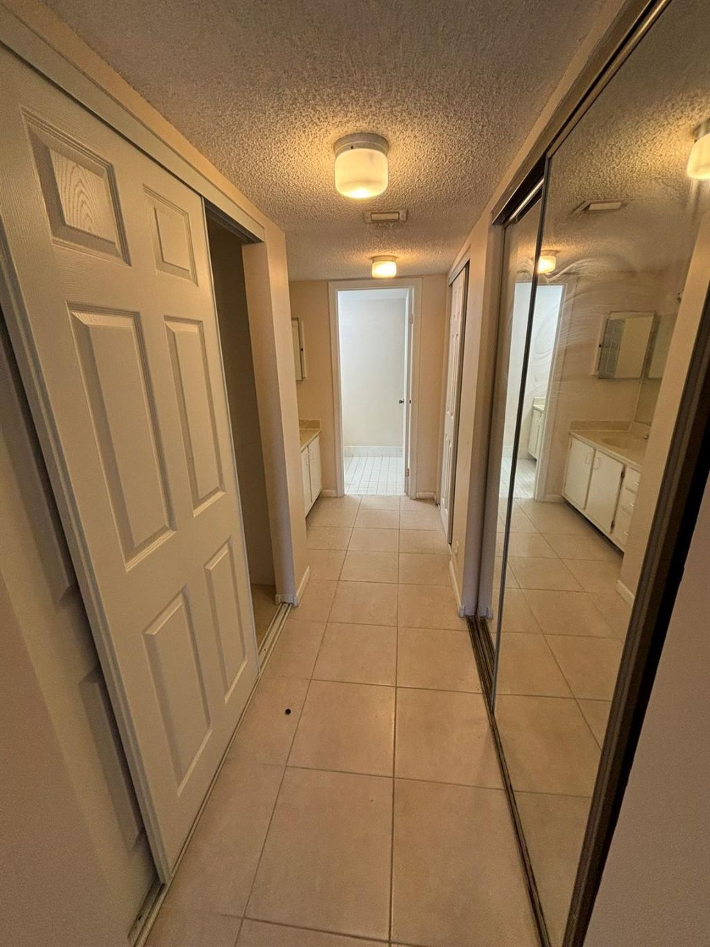 9833 Westview Drive, Unit 822, Coral Springs, FL 33076 Photo