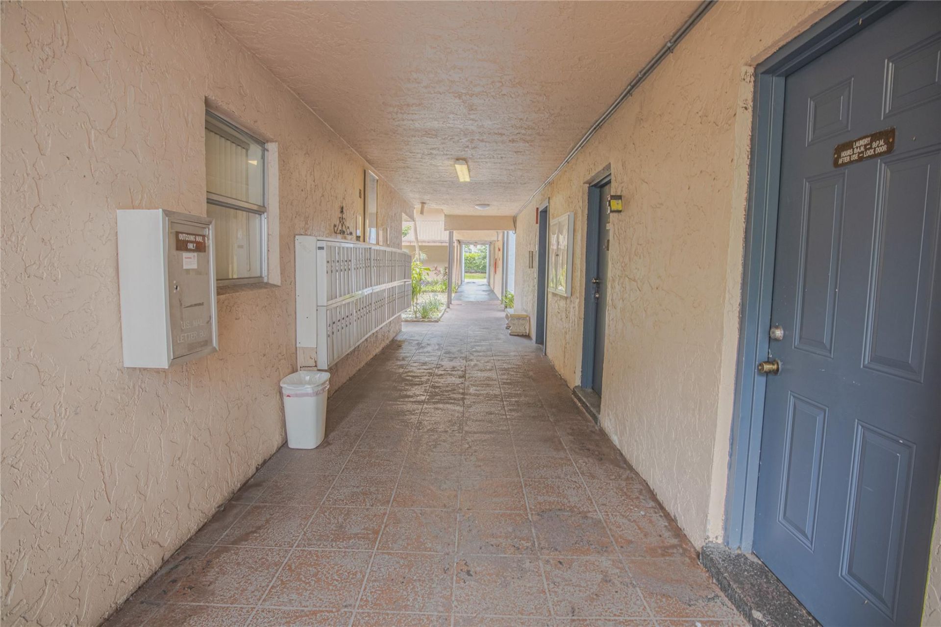 2850 Somerset Drive, Unit 307L, Lauderdale Lakes, FL 33311 Photo