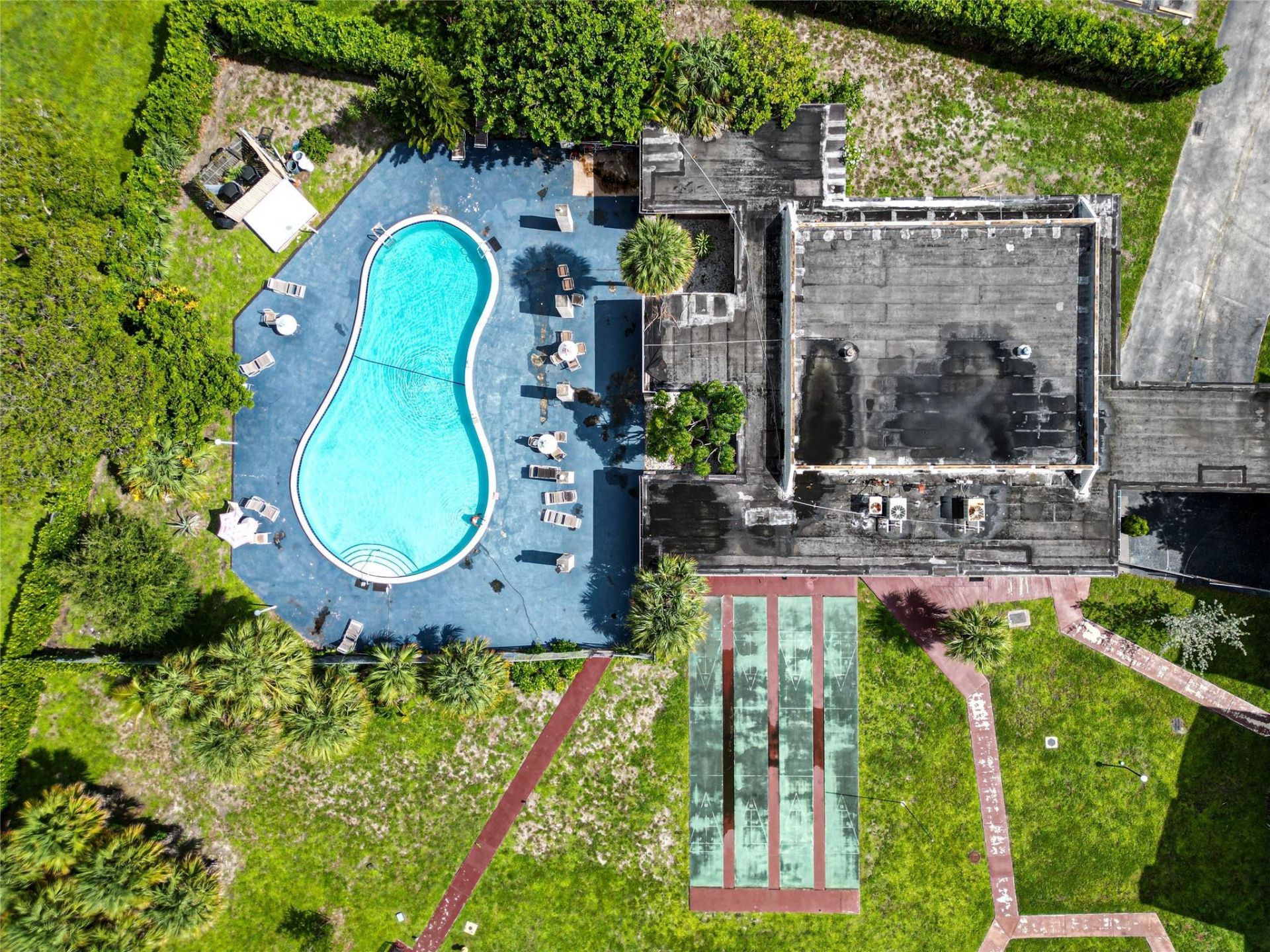 2850 Somerset Drive, Unit 307L, Lauderdale Lakes, FL 33311 Photo