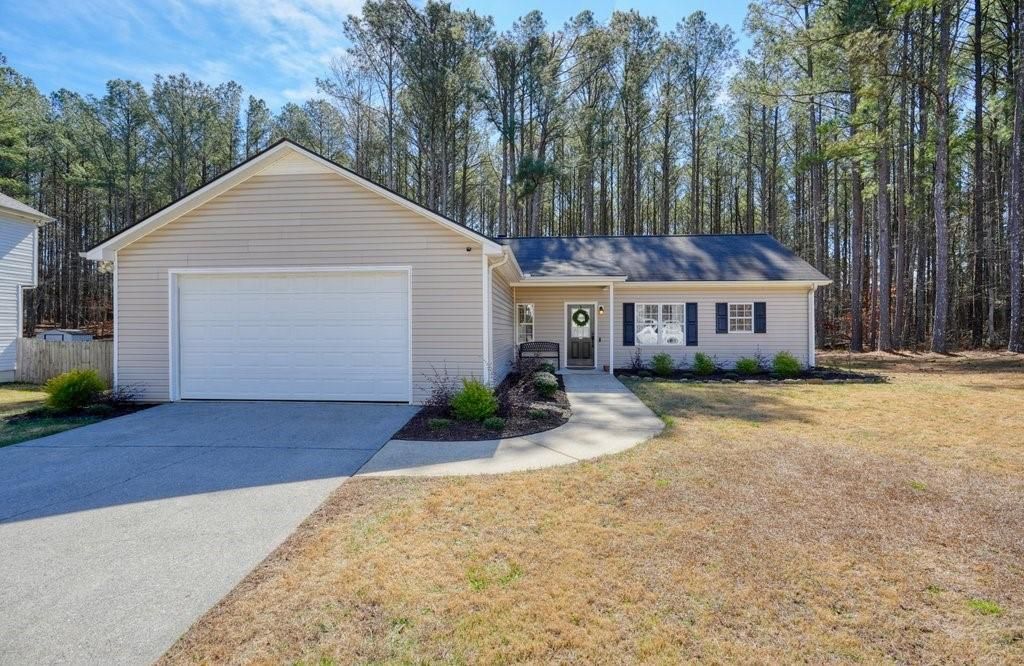 56 Greatwood Drive, White, GA 30184 Main Photo