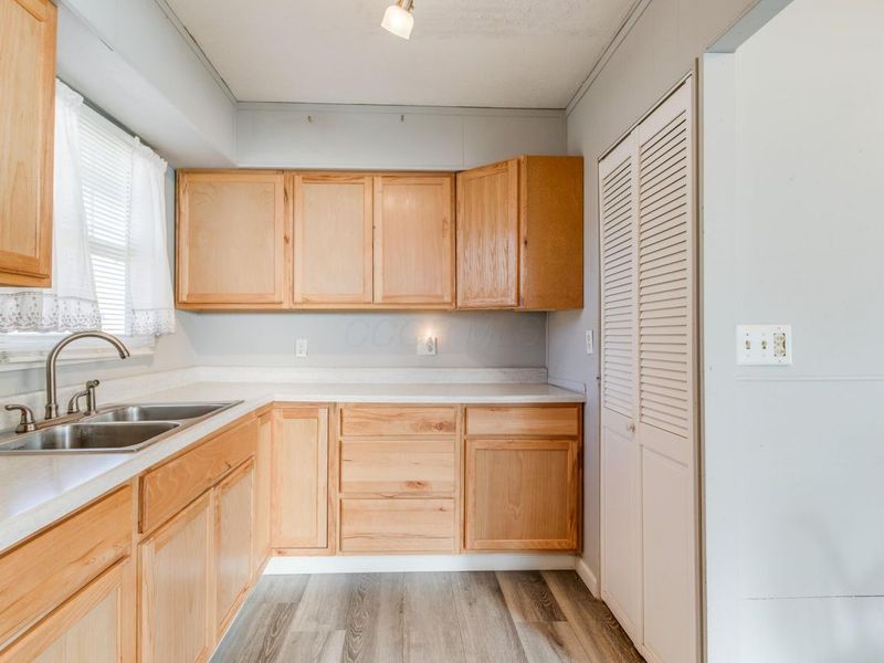 10 Penick Avenue, Delaware, OH 43015 Photo 14