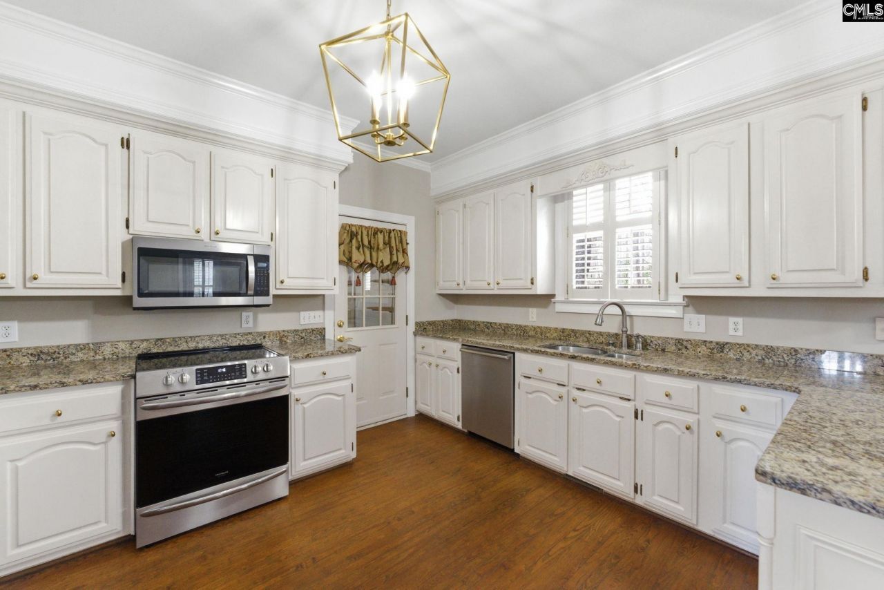 108 Governors Grant Boulevard  Photo 12