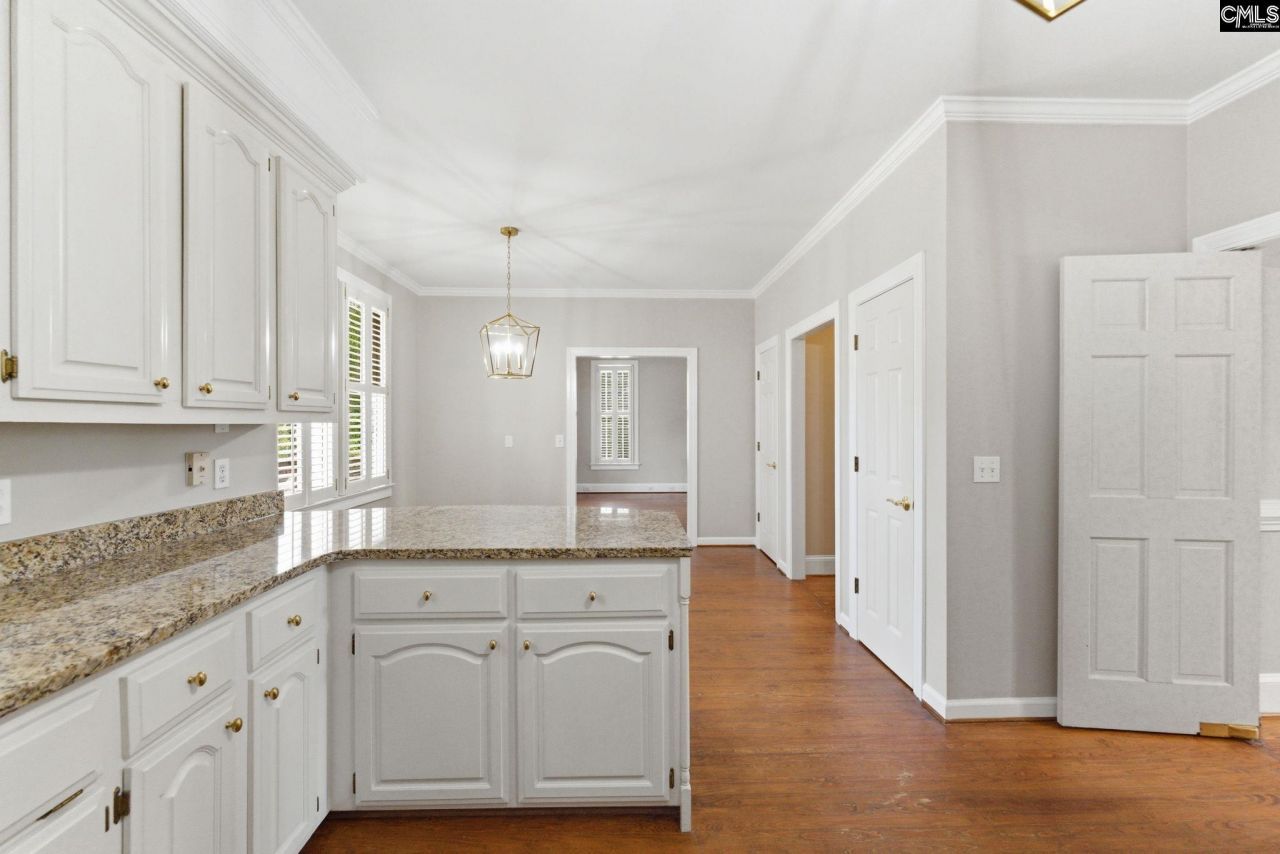 108 Governors Grant Boulevard  Photo 14