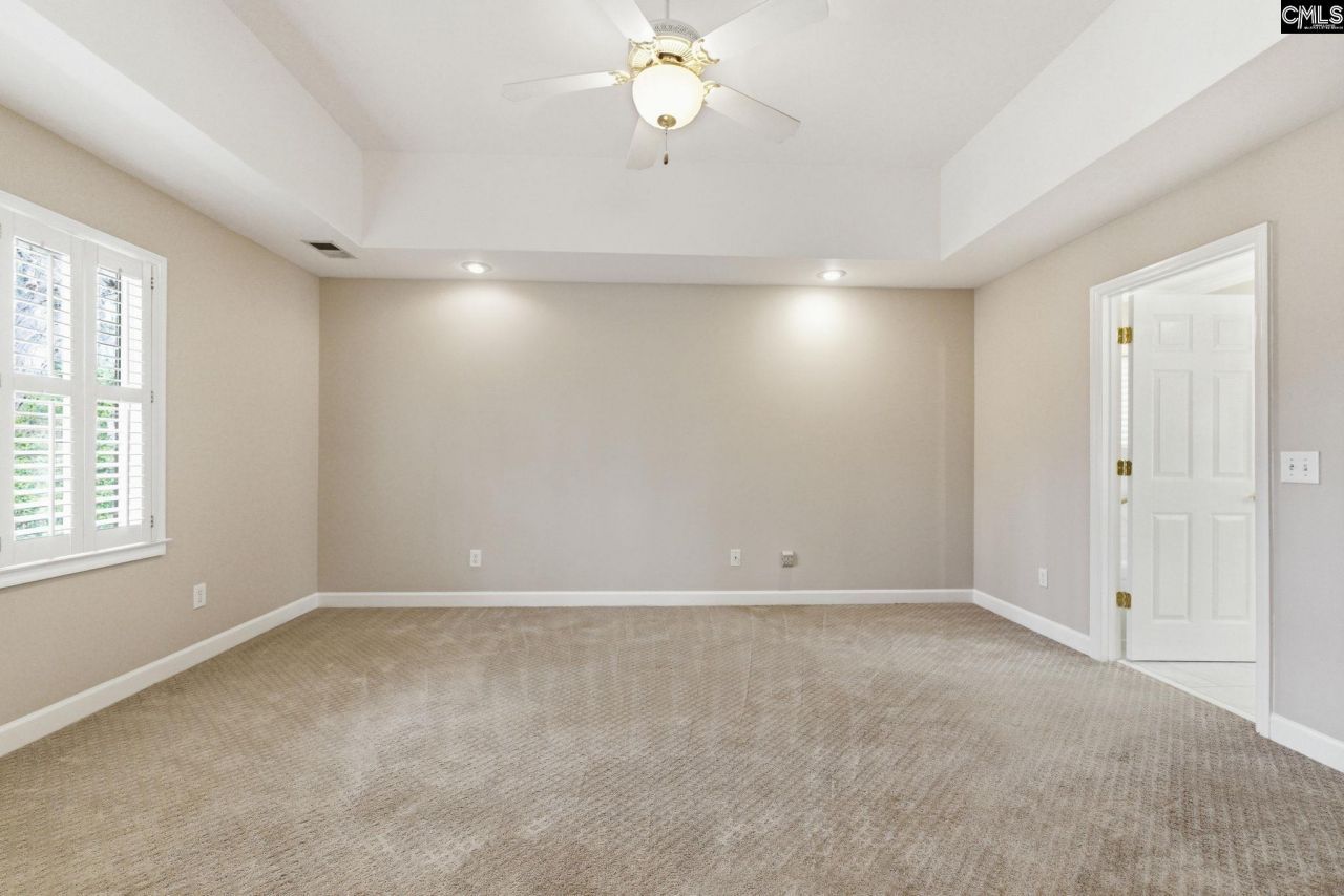 108 Governors Grant Boulevard  Photo 32