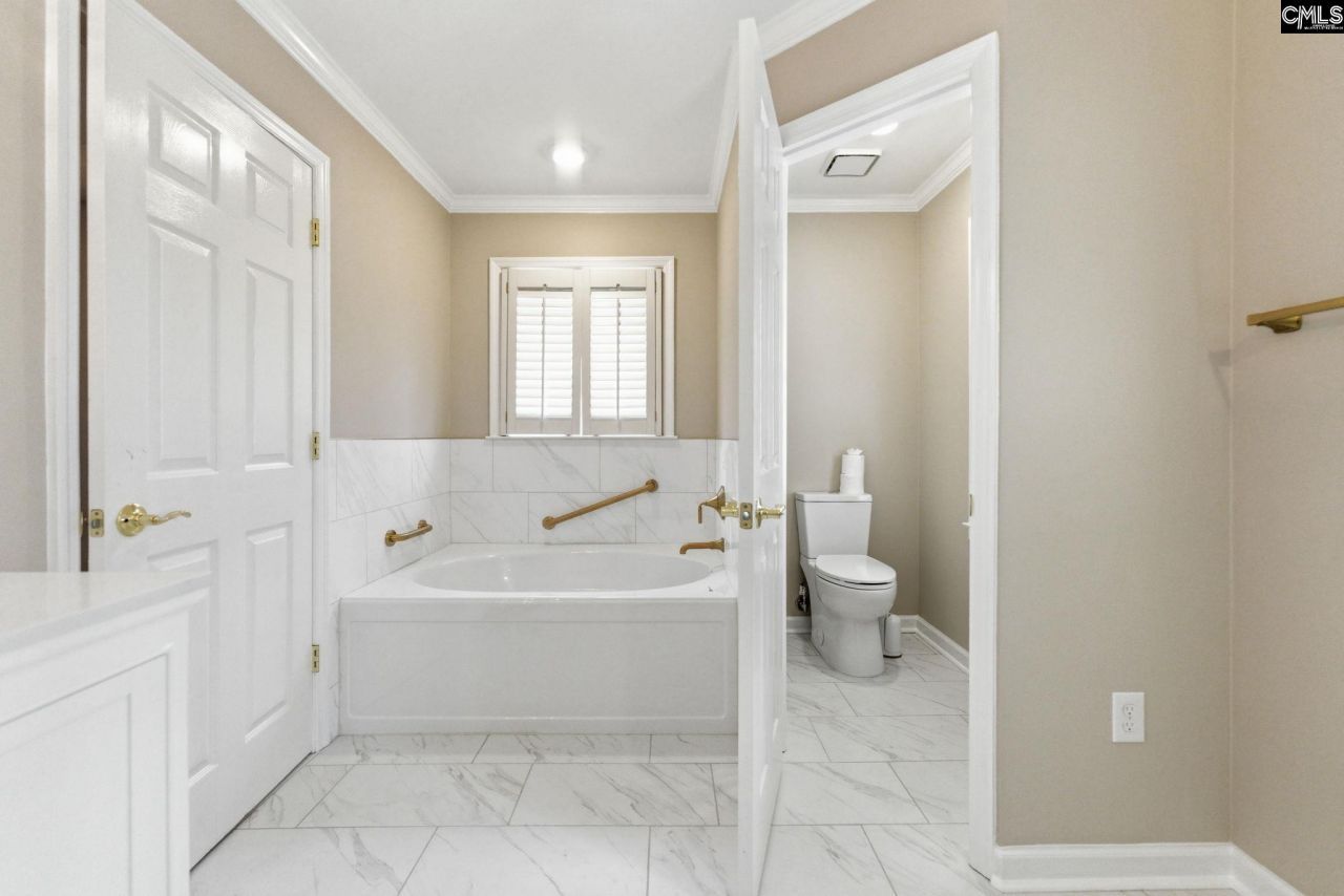 108 Governors Grant Boulevard  Photo 35