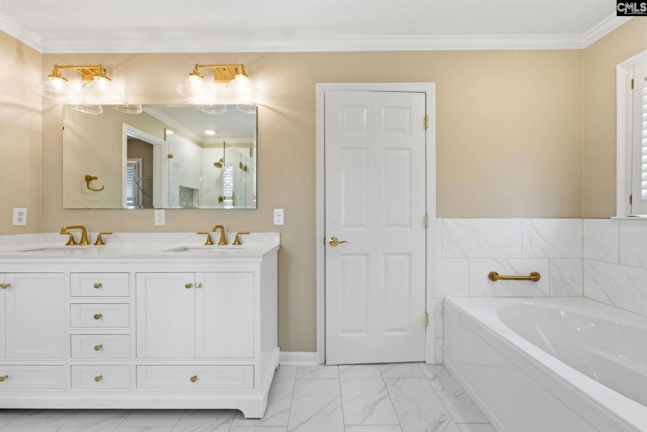 108 Governors Grant Boulevard  Photo 36