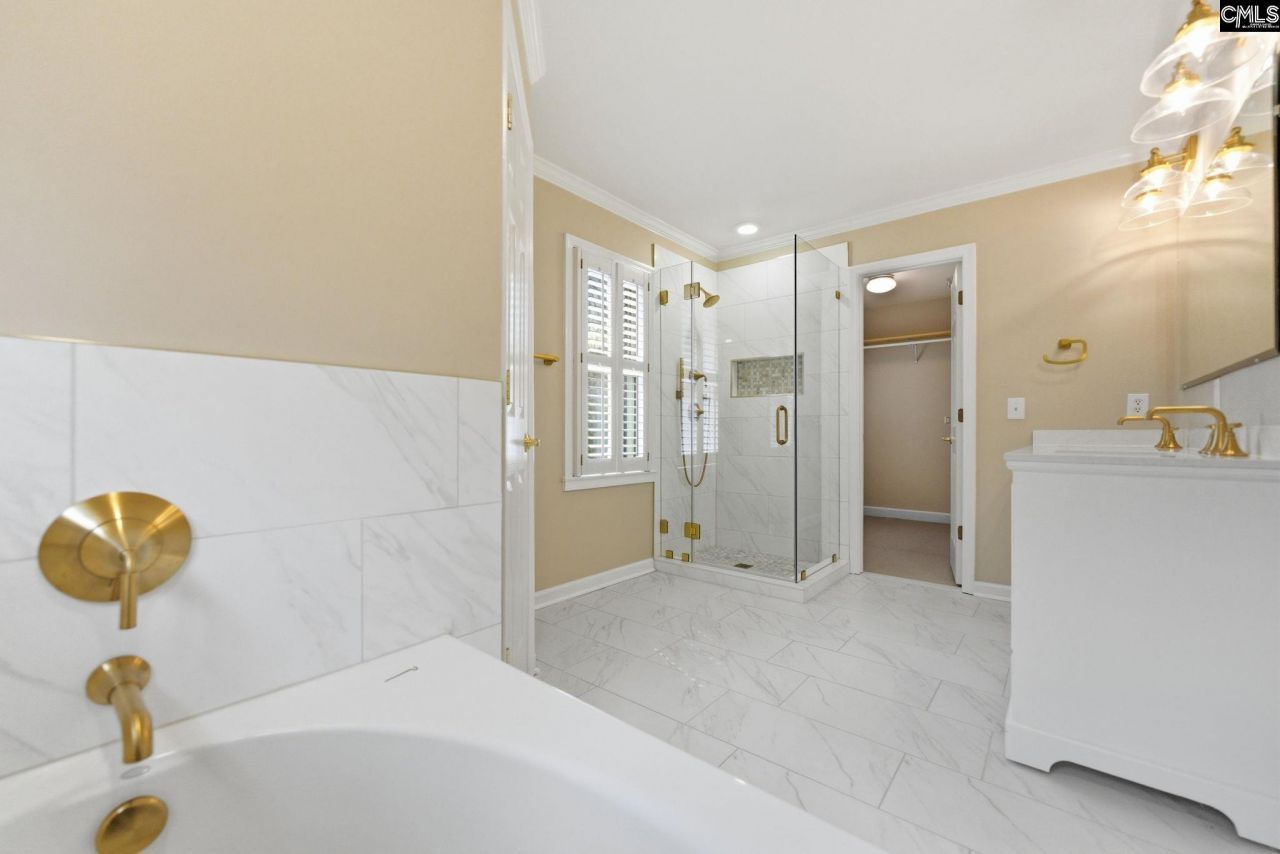 108 Governors Grant Boulevard  Photo 37