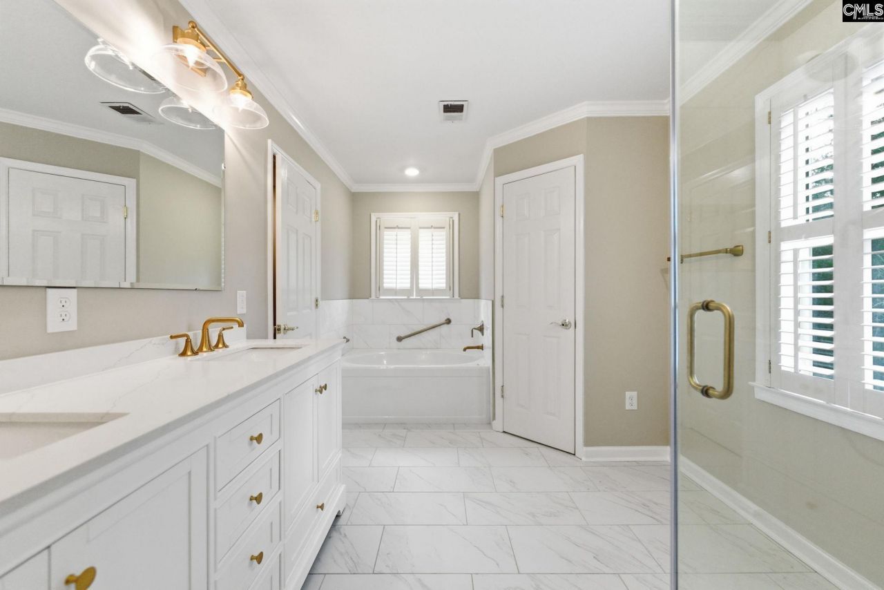 108 Governors Grant Boulevard  Photo 40