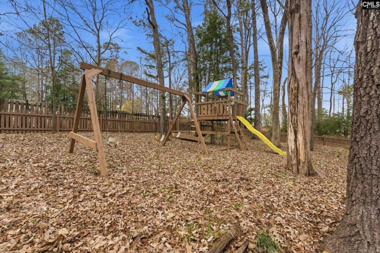 108 Governors Grant Boulevard  Photo 47