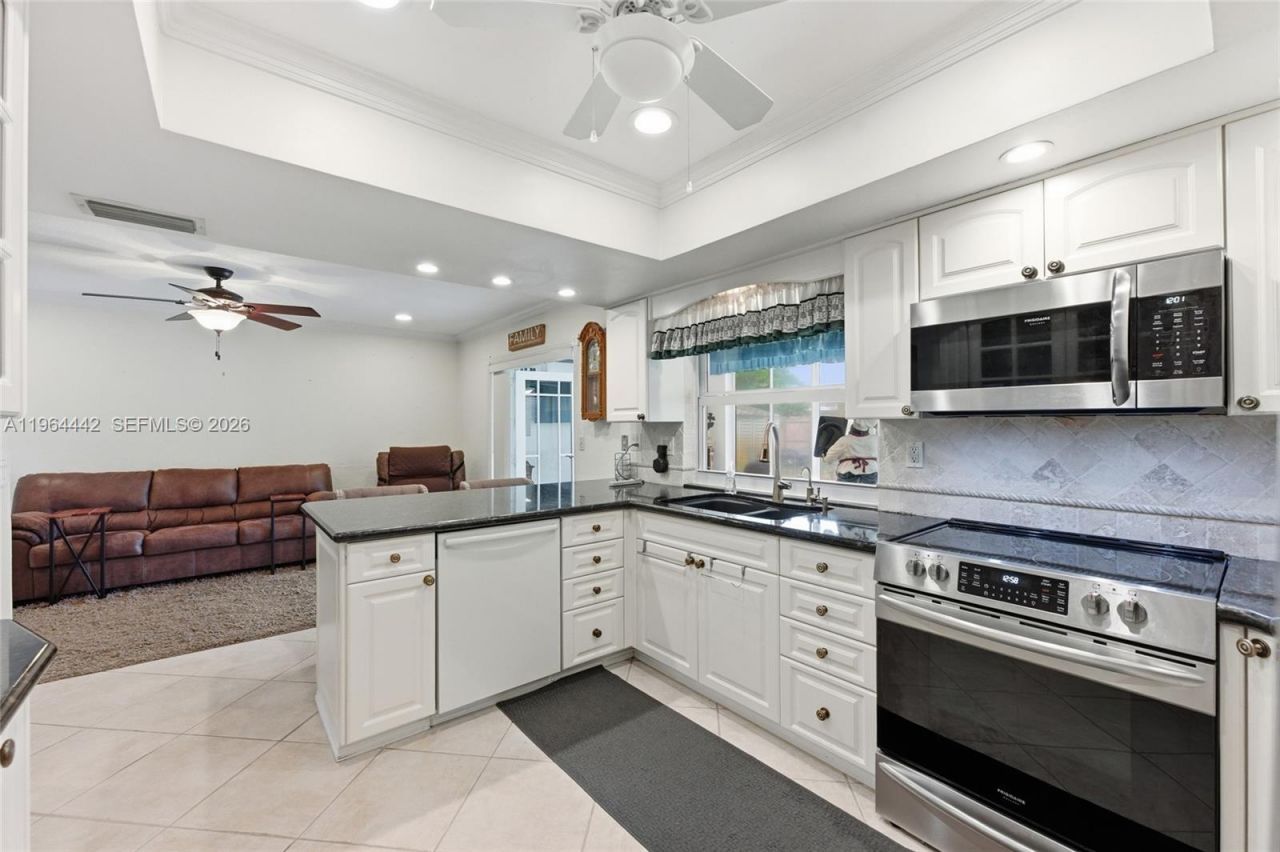 7221 NW 10th Ct, Plantation, FL 33313 Photo