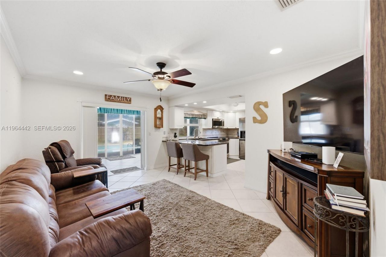 7221 NW 10th Ct, Plantation, FL 33313 Photo