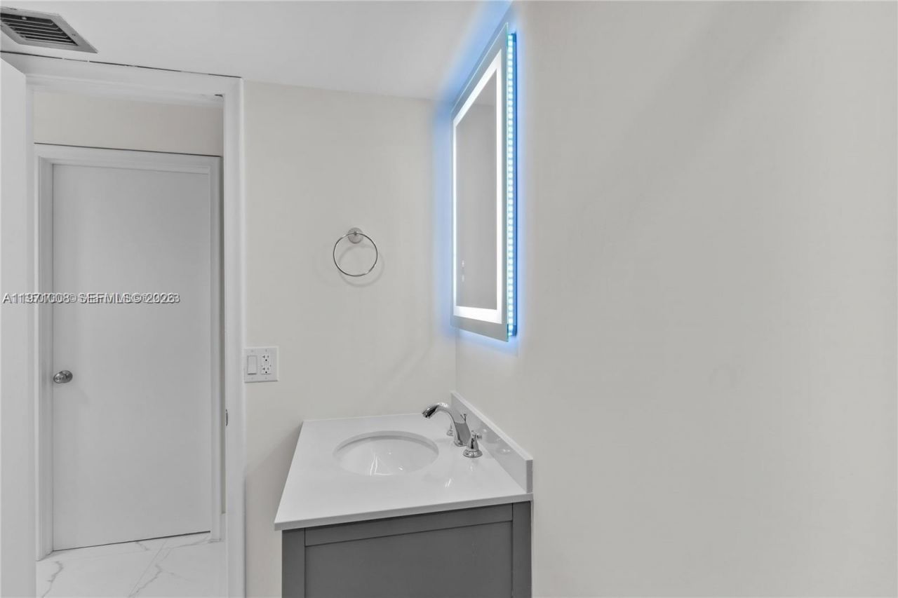 740 S Federal Hwy , Unit 209, Pompano Beach, FL 33062 Photo