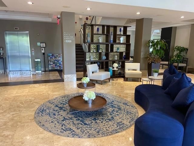 5300 NW 87th Ave , Unit 316, Doral, FL 33178 Photo