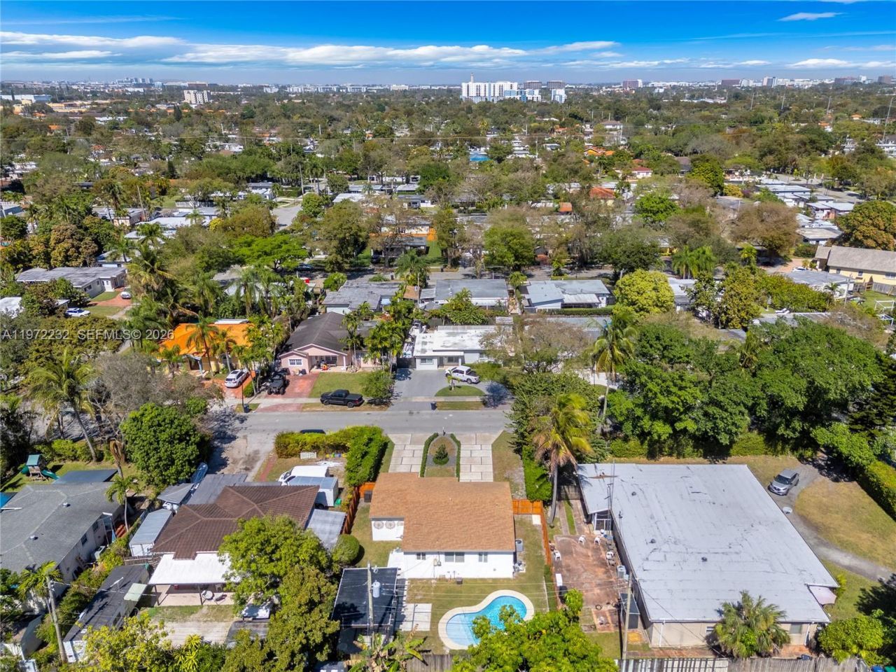 6376 SW 20th St, Unit n/a, Miami, FL 33155 Photo