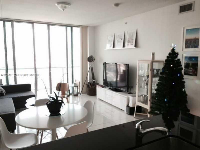 1111 SW 1st Ave, Unit 3724-N, Miami, FL 33130 Photo
