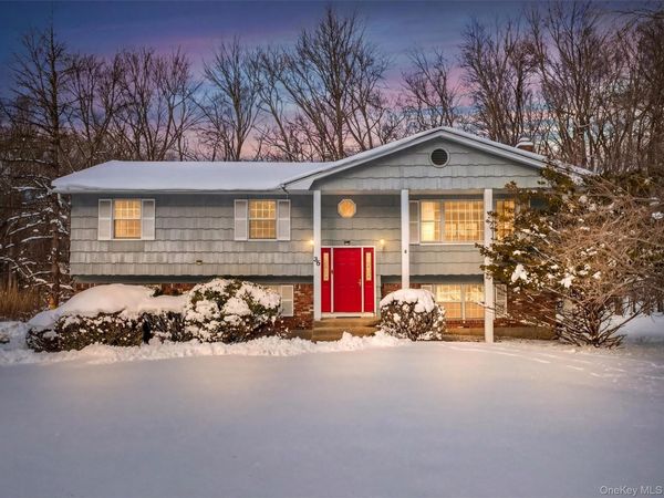 36 E Mayer Drive , Suffern, NY 10901