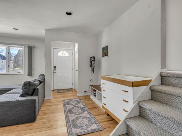 34 Roxbury Road, Port Washington, NY 11050