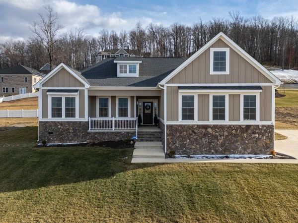 45 ROLLING OAKS DR, FISHERSVILLE, VA 22939