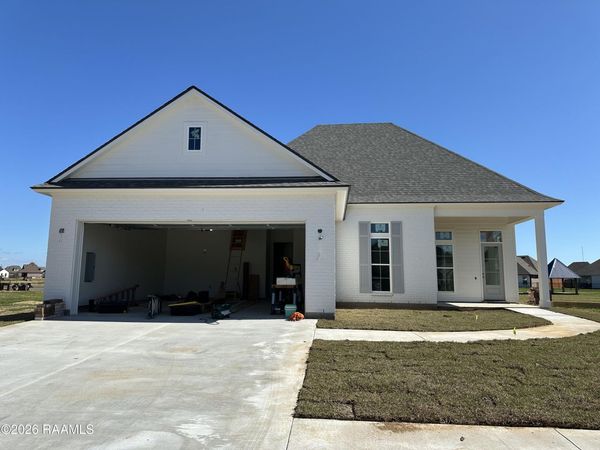 208 Big Lake Run , Youngsville, LA 70592