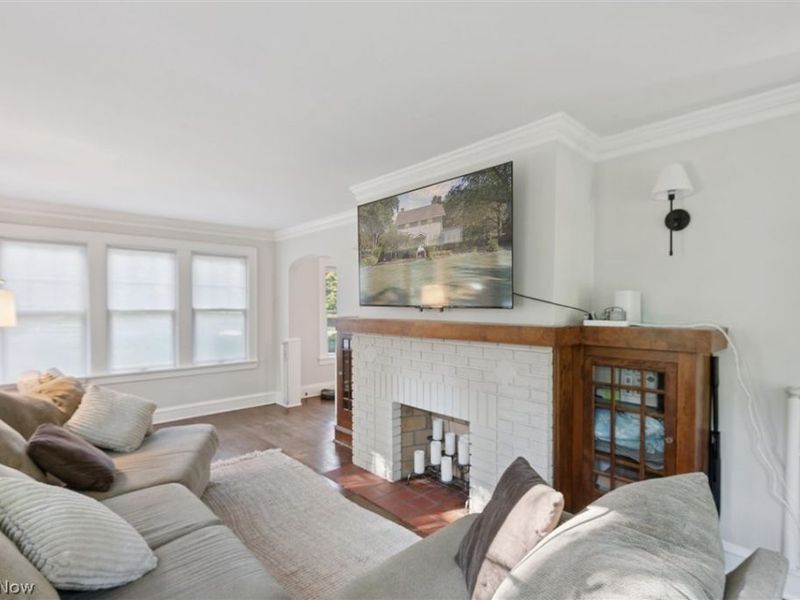 23052 Mastick Road, North Olmsted, OH 44070 Photo 12