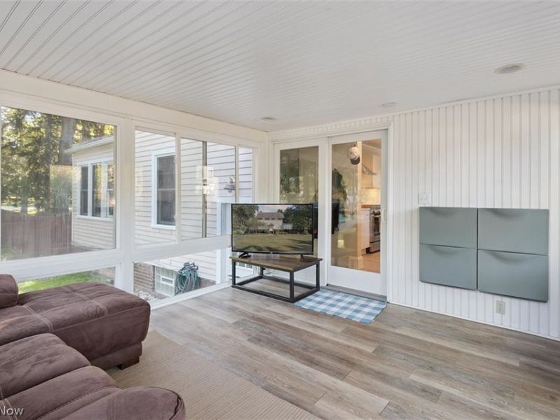 23052 Mastick Road, North Olmsted, OH 44070 Photo 21