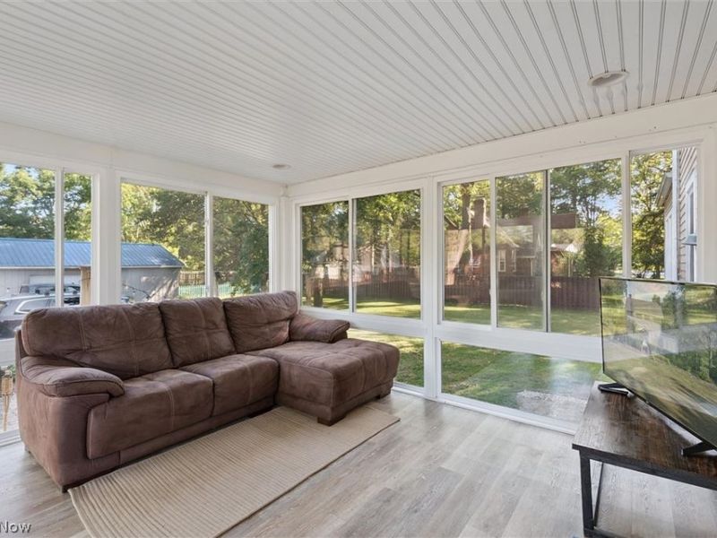 23052 Mastick Road, North Olmsted, OH 44070 Photo 22