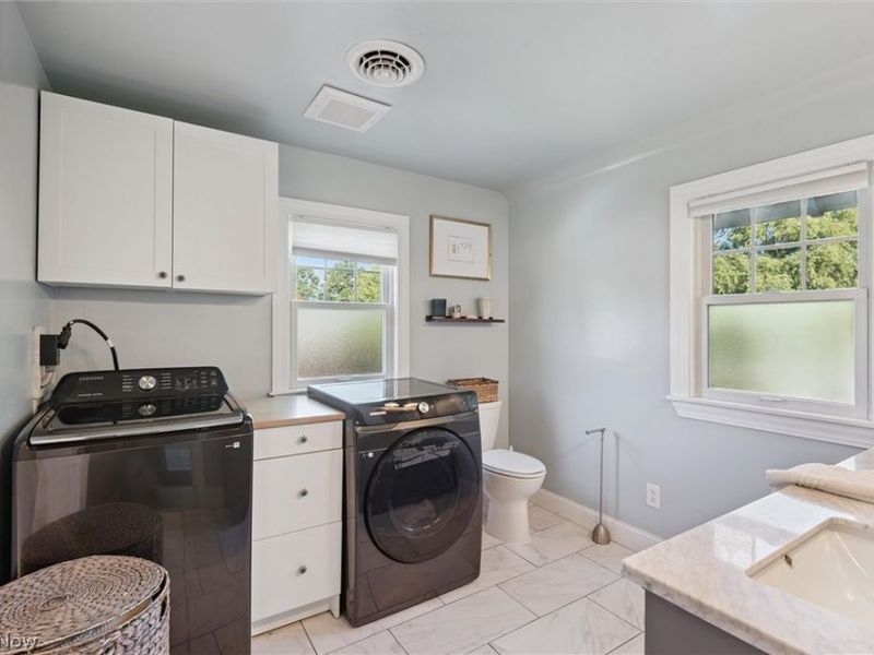 23052 Mastick Road, North Olmsted, OH 44070 Photo 25