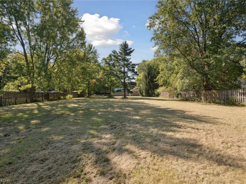 23052 Mastick Road, North Olmsted, OH 44070 Photo 44