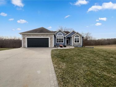 9115 NE 108th Street, Kansas City, MO 64157