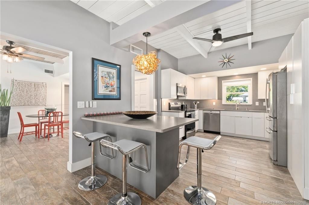 530 SW Manor Drive, Stuart, FL 34994 Photo