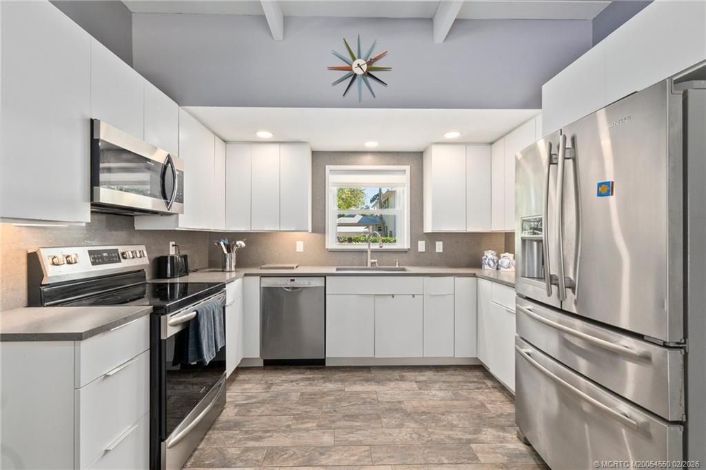 530 SW Manor Drive, Stuart, FL 34994 Photo