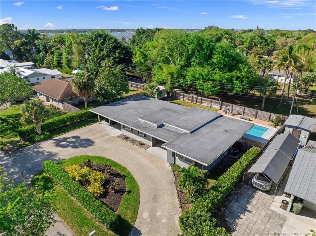 530 SW Manor Drive, Stuart, FL 34994 Photo