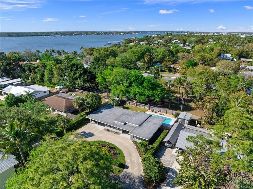 530 SW Manor Drive, Stuart, FL 34994 Photo