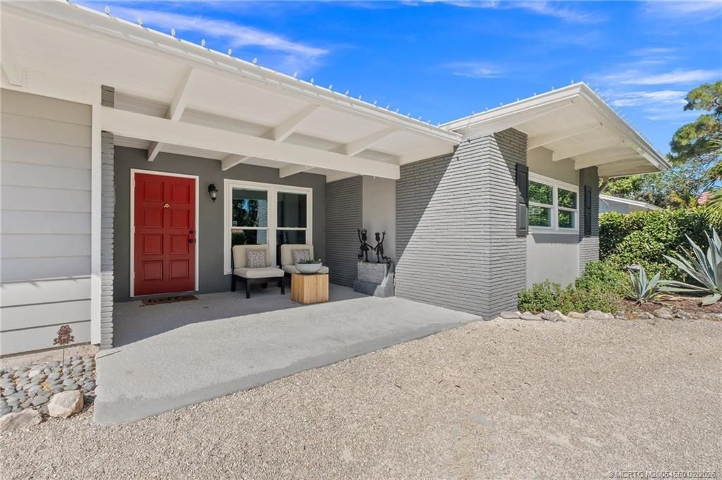 530 SW Manor Drive, Stuart, FL 34994 Photo