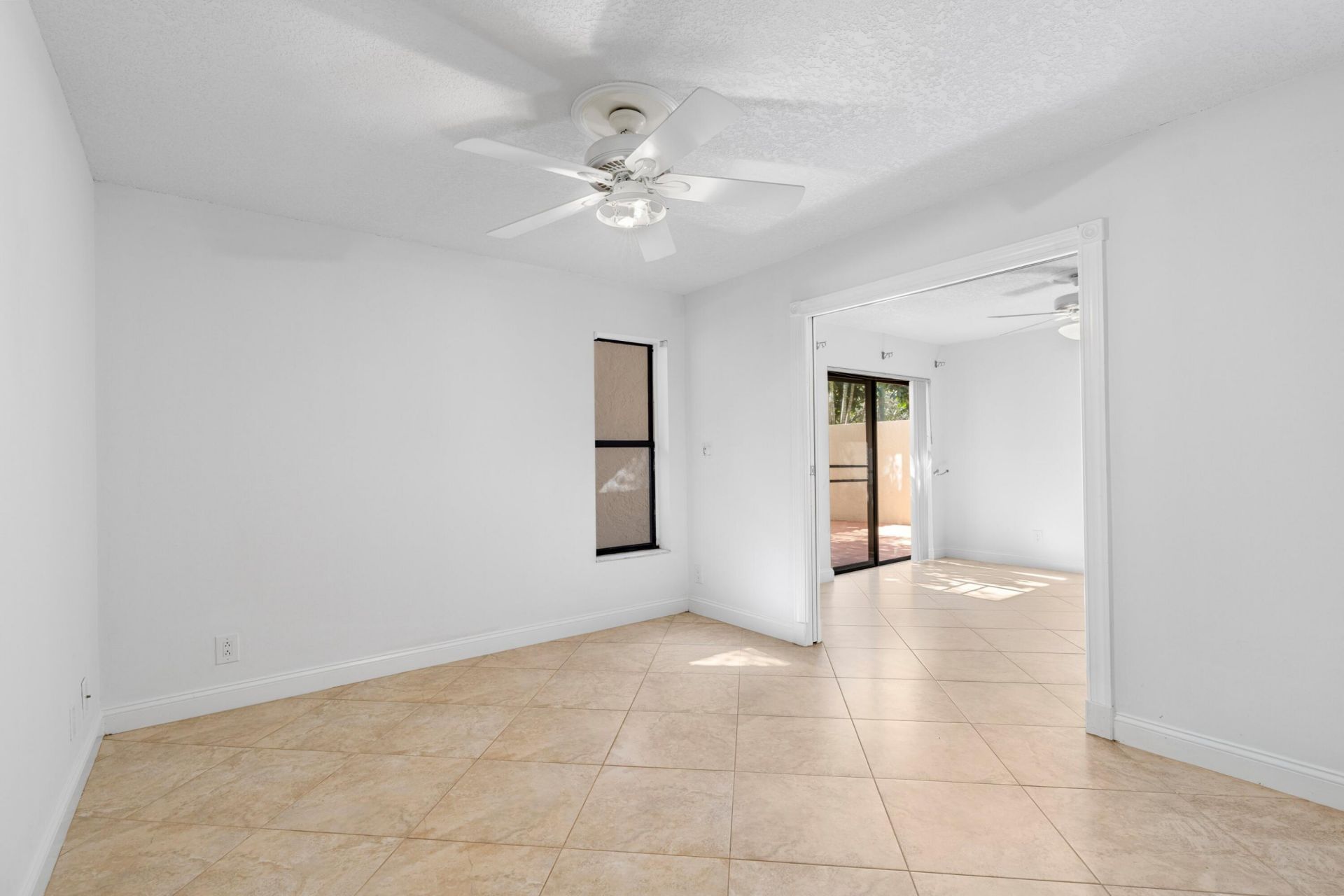 600 Executive Center Drive, Unit 111, West Palm Beach, FL 33401 Photo