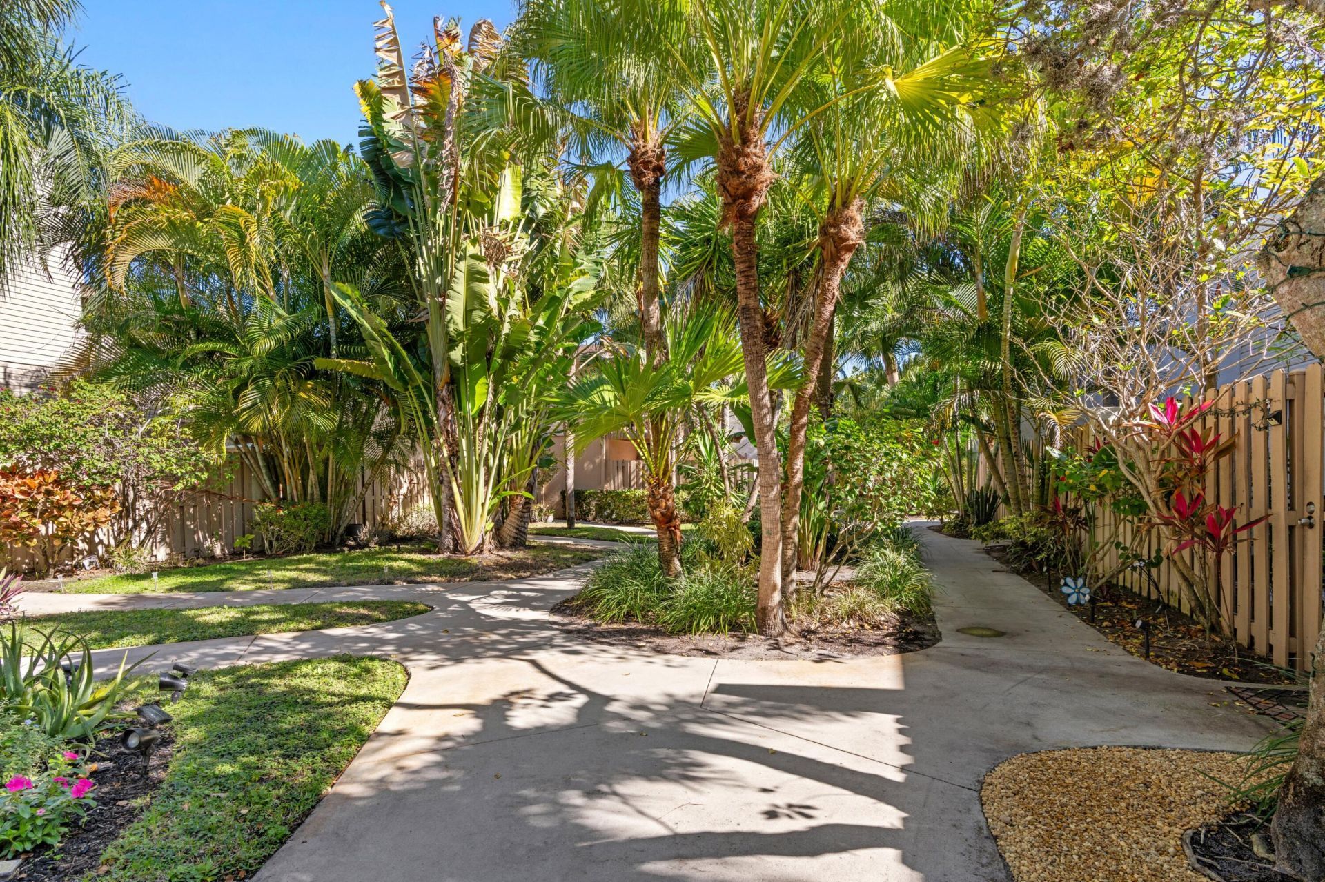 600 Executive Center Drive, Unit 111, West Palm Beach, FL 33401 Photo