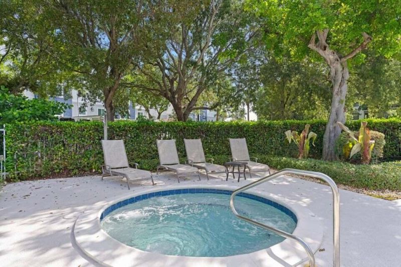 600 Executive Center Drive, Unit 111, West Palm Beach, FL 33401 Photo