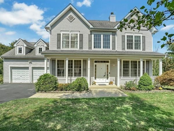 5 Oldwyck Crescent, Highland Mills, NY 10930