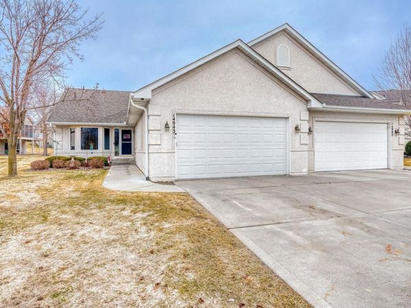 14943 Hillside Circle NW, Prior Lake, MN 55372